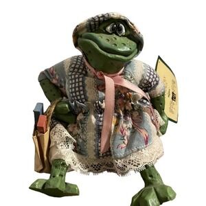 Russ Berrie Country Folks Fergie Frog Shelf Sitter Doll Figurine